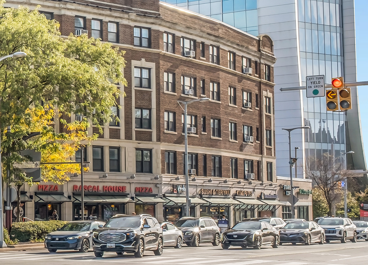 University East - Retail Traffic View